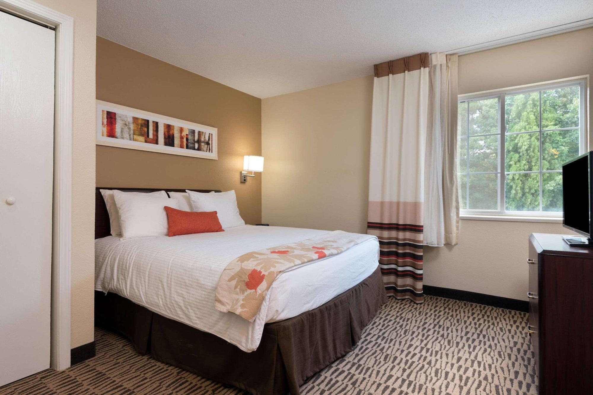 Mainstay Suites Hartford Меридън Екстериор снимка